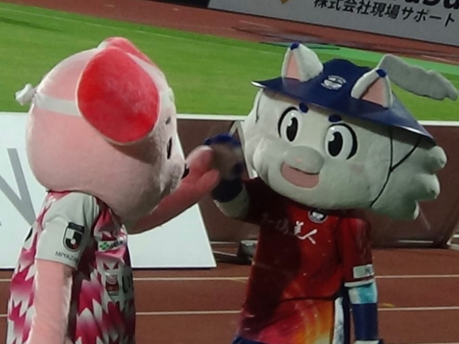 ゆないくーとジャーロくん